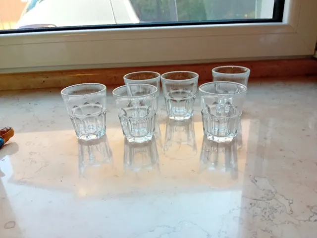 6 Bicchieri da liquore vintage