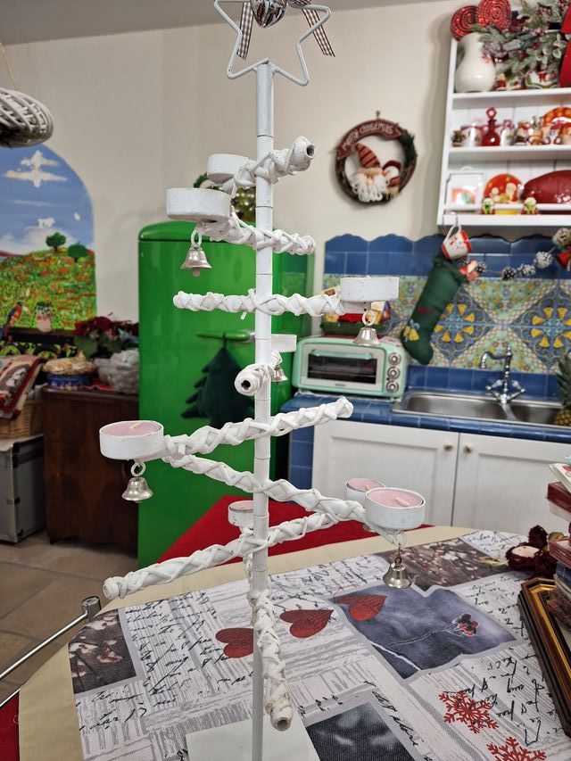 Albero portacandele Natale ferro bianco