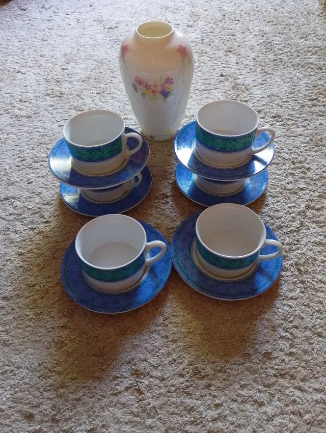 Juego de 6 tazas porcelana.