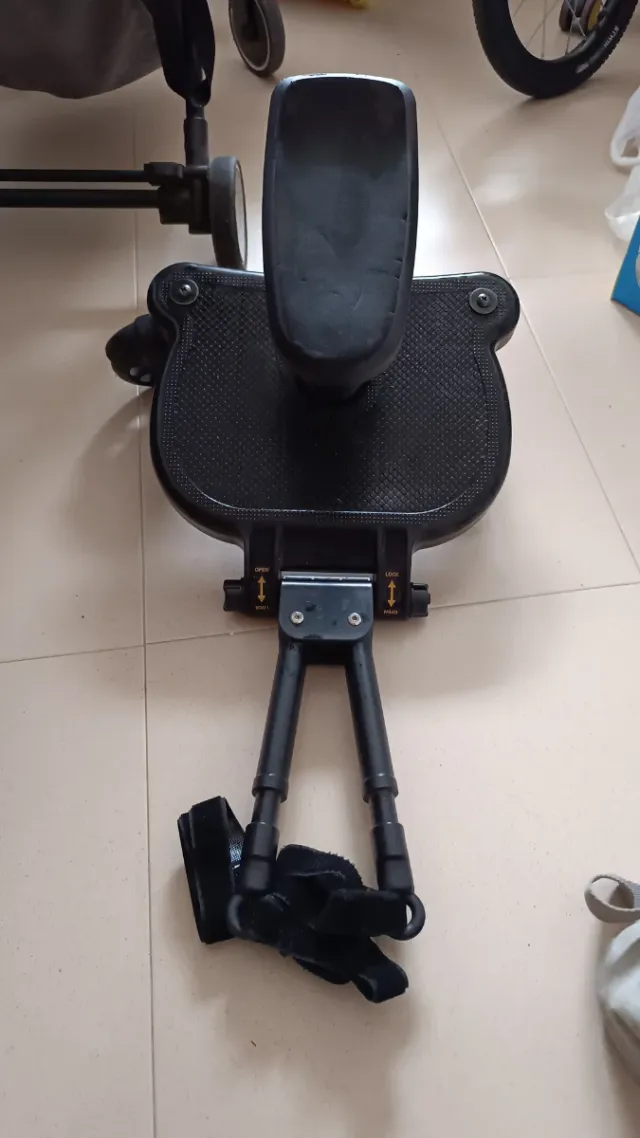 Patinete universal para carrito bebé