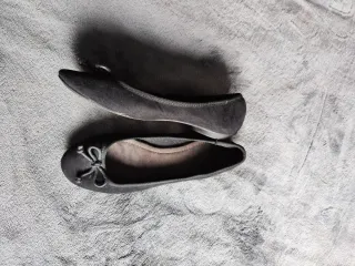 Manoletinas negras con moño