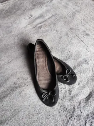 Manoletinas negras con moño