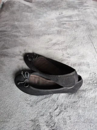 Manoletinas negras con moño