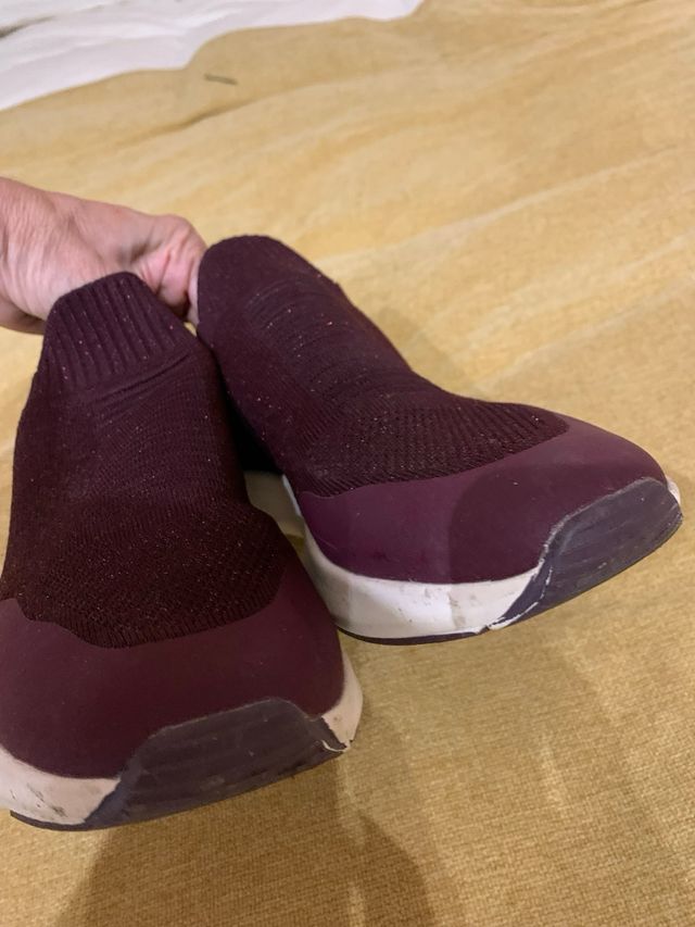 Sneakers Oysho Bordeaux