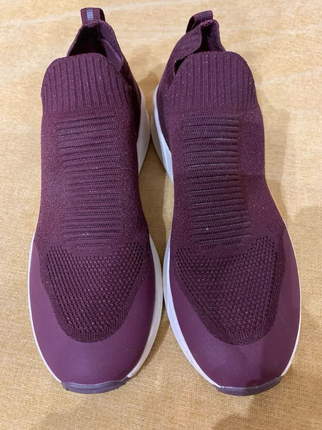 Sneakers Oysho Bordeaux