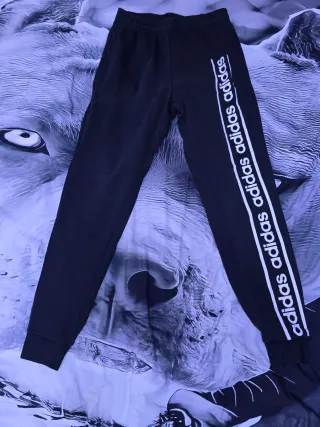 Pantalón chándal Adidas negro