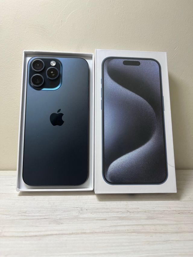 iPhone 15 Pro Max Blu