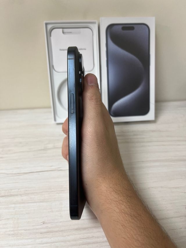 iPhone 15 Pro Max Blu