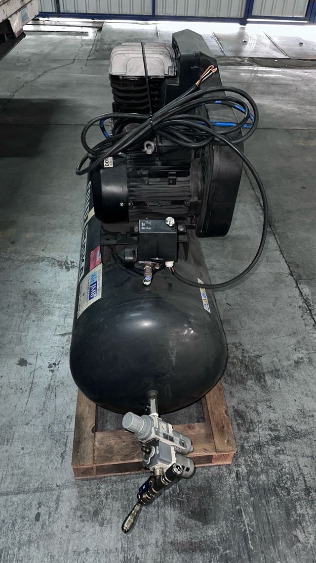 Compresor de aire HP 5.5 Comba 5300