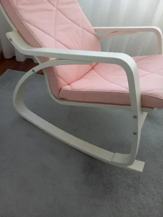 Cadeira de Baloiço Ikea Rosa