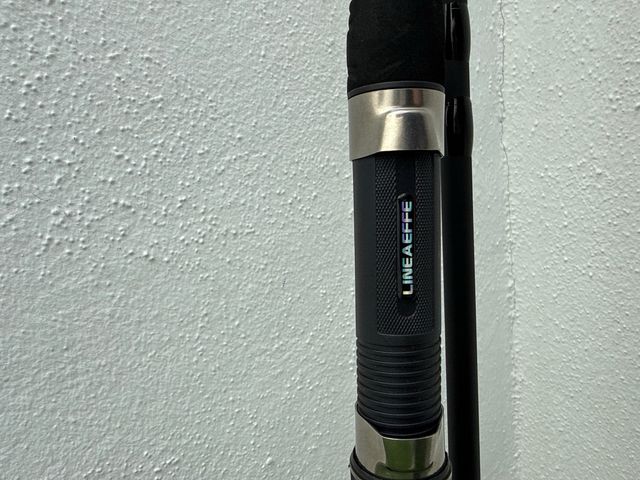 4 Cañas de Pescar FreeCarp + 24 Anzuelos