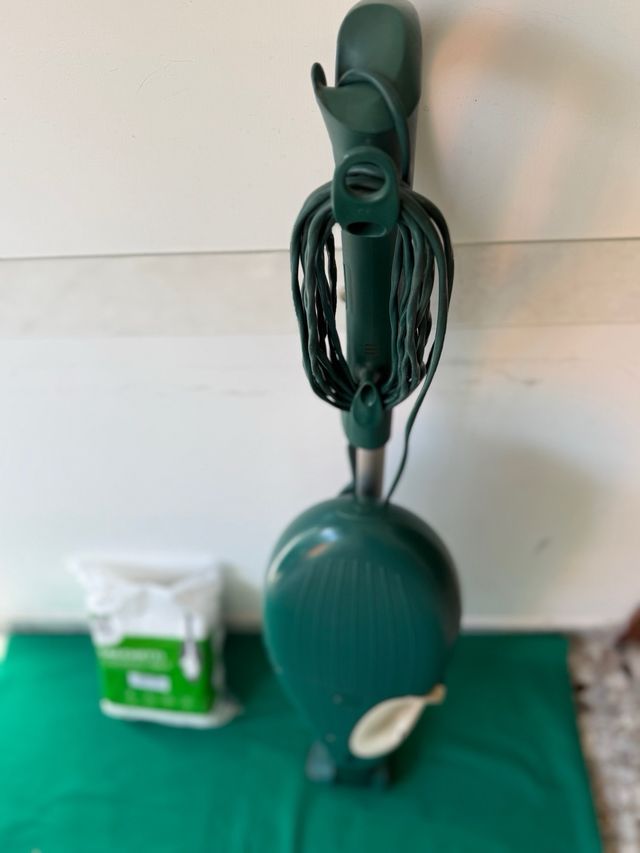 Folletto VK136 Aspirapolvere