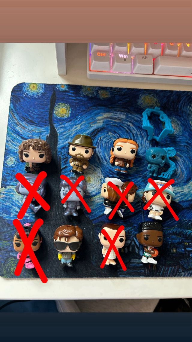Lote Figuras Kinder Joy Stranger Things