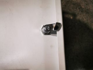 Puerta metálica contador luz URANO