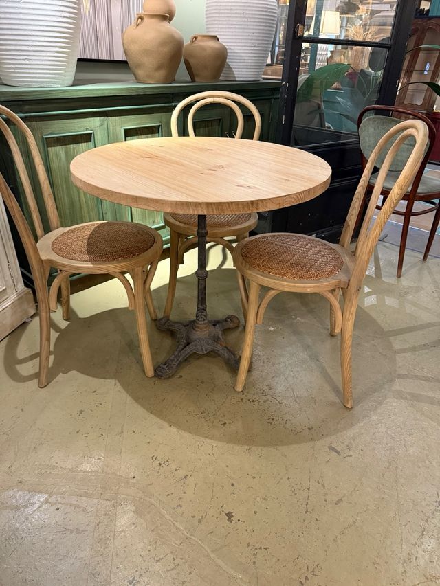 Mesa redonda pino y pie fundición