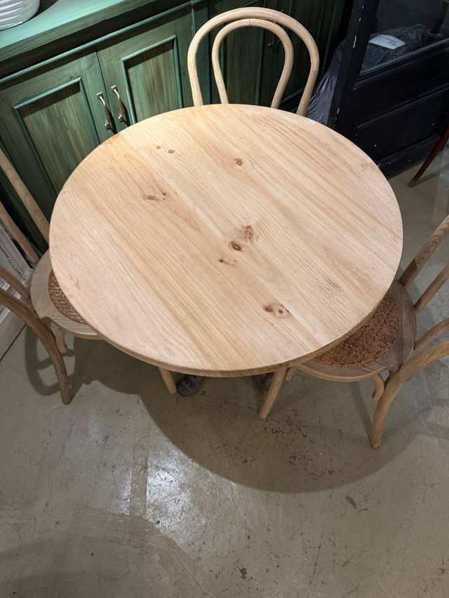 Mesa redonda pino y pie fundición