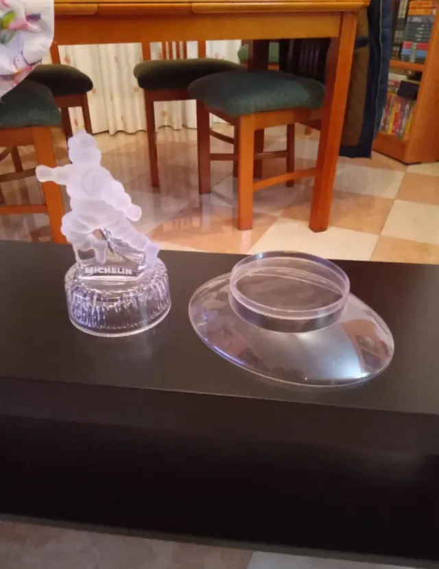 Figura Michelín de Cristal