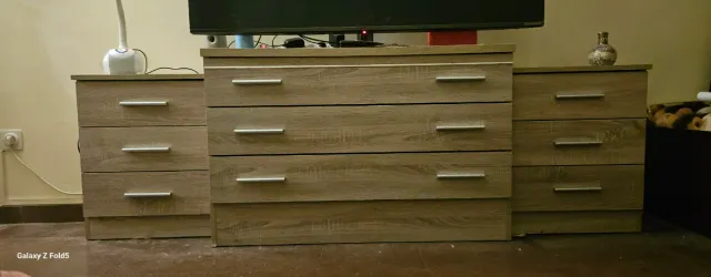 Cómoda y Mesitas de Noche Madera