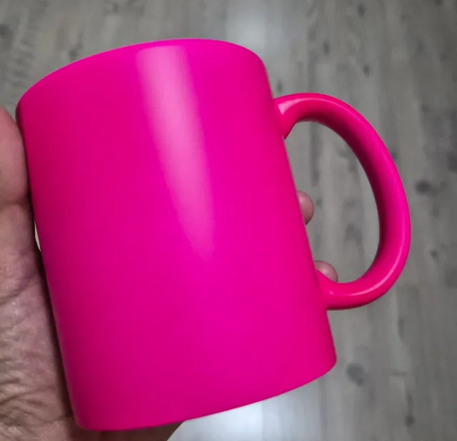 Tazza fucsia fluoro di Zara Home