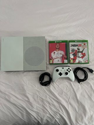 Xbox One S Blanca + 2 Juegos + Mando