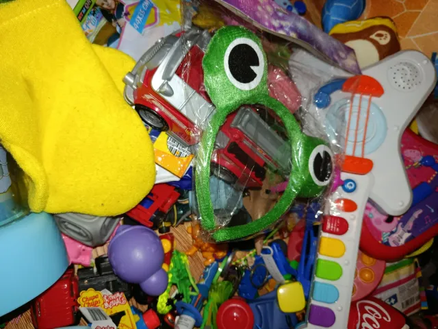 Lote de juguetes variados