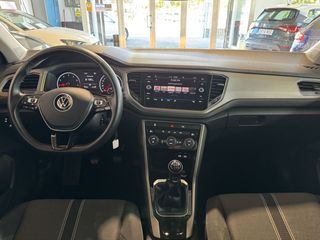 Volkswagen T-Roc 1.0 TSI 110CV ADVANCE .- " IMPECABLE ".- " SOLO 31.394KM ".- " NACIONAL ".- " REVISADO Y GARANTIZADO ".- " EURO-6AP ".- " MUY EQUIPADO ".-