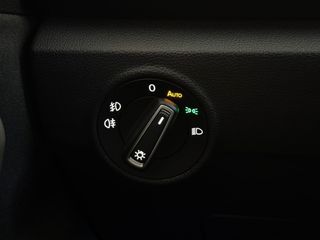 Volkswagen T-Roc 1.0 TSI 110CV ADVANCE .- " IMPECABLE ".- " SOLO 31.394KM ".- " NACIONAL ".- " REVISADO Y GARANTIZADO ".- " EURO-6AP ".- " MUY EQUIPADO ".-