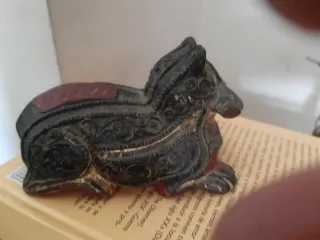 Caja decorativa de madera