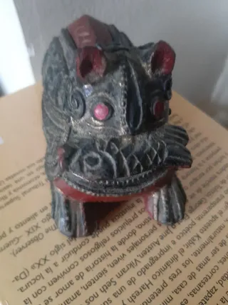 Caja decorativa de madera