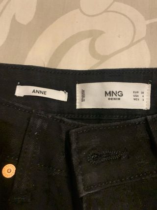 Pantalones negros Mango Talla S