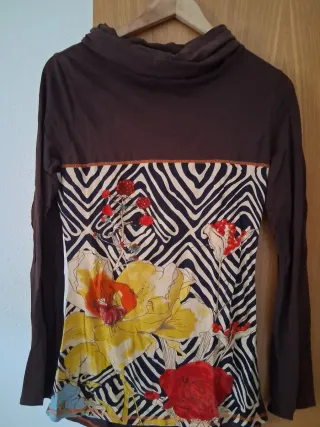 Camiseta Savage Culture manga larga estampada