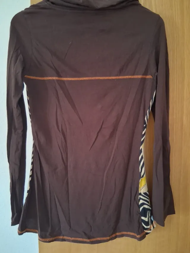 Camiseta Savage Culture manga larga estampada