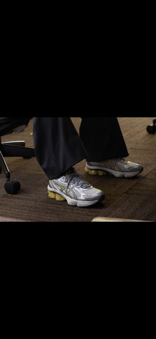 Asics GEL-KINETIC FLUENT Gris/Verde flúor Lima