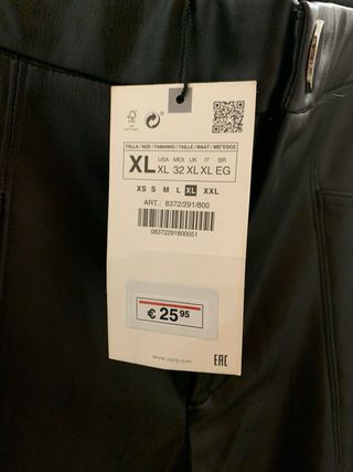 Pantalones Zara efecto piel negros Talla XL