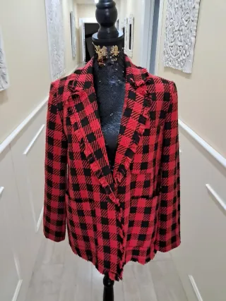 Americana cuadros rojo y negro