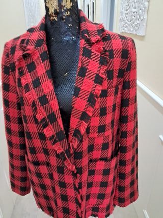 Americana cuadros rojo y negro