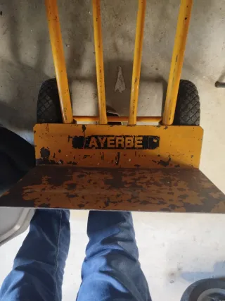 Carro de carga AYERBE