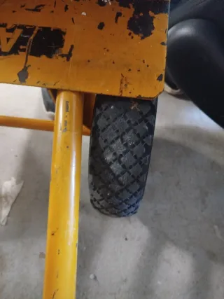 Carro de carga AYERBE