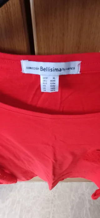 Camiseta roja manga larga encaje