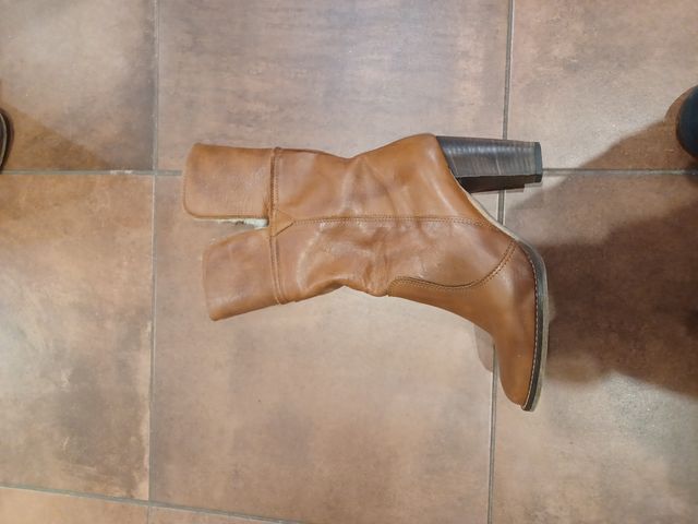 Botas de cuero marrones con forro