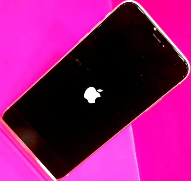 IPHONE XR WHITE 64GB INTACTO BATERIA 89%