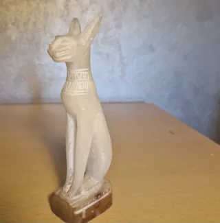 Statua gatto egizio in pietra