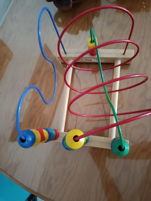 Juguete educativo de madera