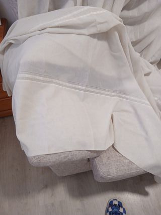 Visillos beige confeccionados