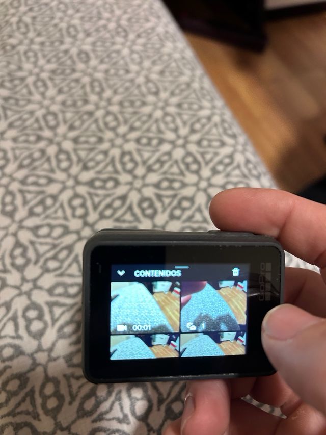 GoPro Hero 6 Black + Cargador Smatree+accesorios