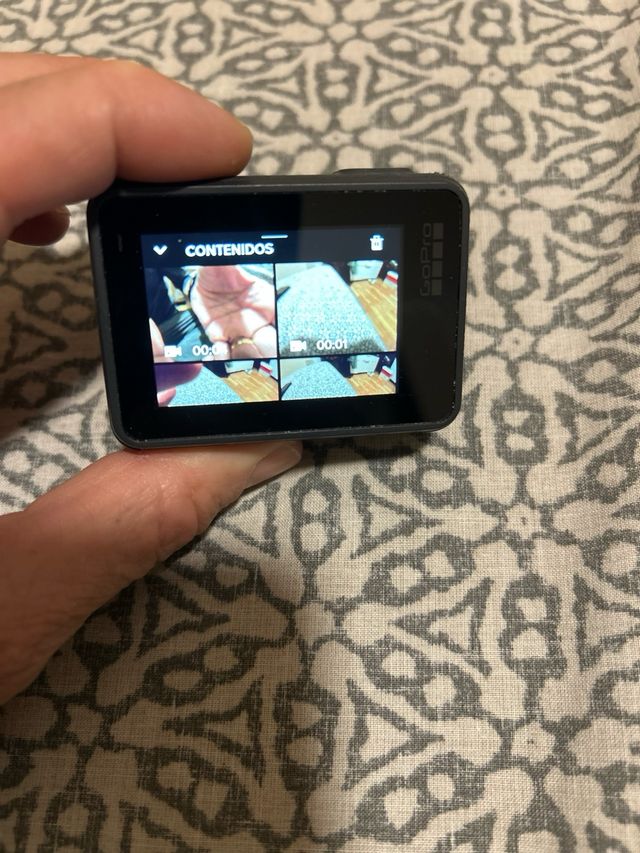 GoPro Hero 6 Black + Cargador Smatree+accesorios