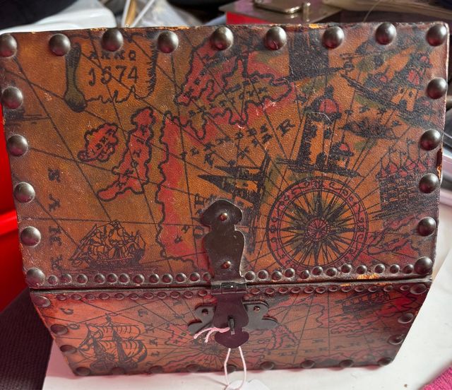 Baúl Decorativo Mapa Antiguo Vintage