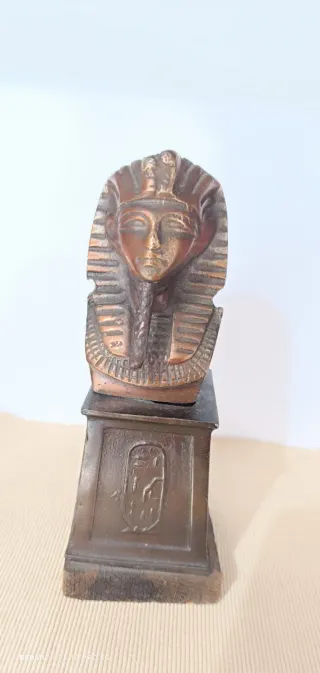 Busto egipcio Tutankamón – Estilo bronce antiguo.