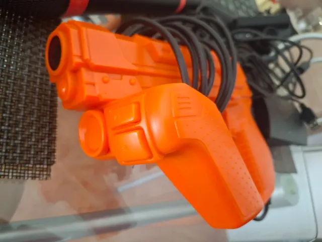 Lote de teclado + juego play + microfono