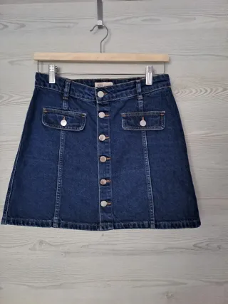 Minifalda vaquera con botones
